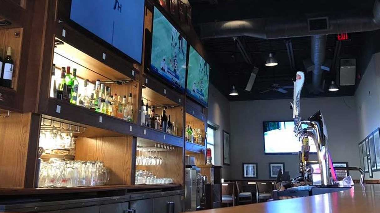 Boston Pizza 6