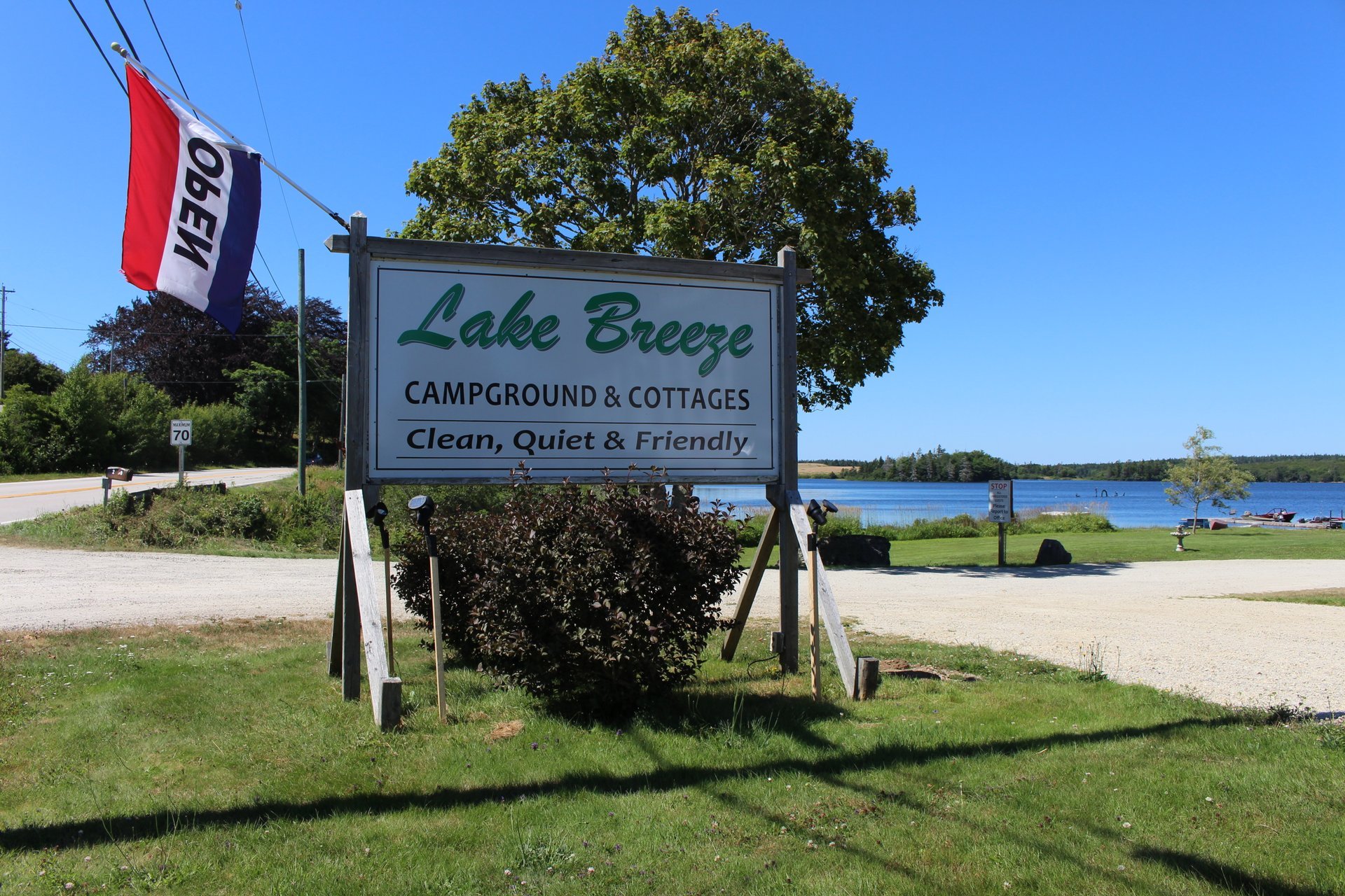 Lake Breeze Campground & Cottages