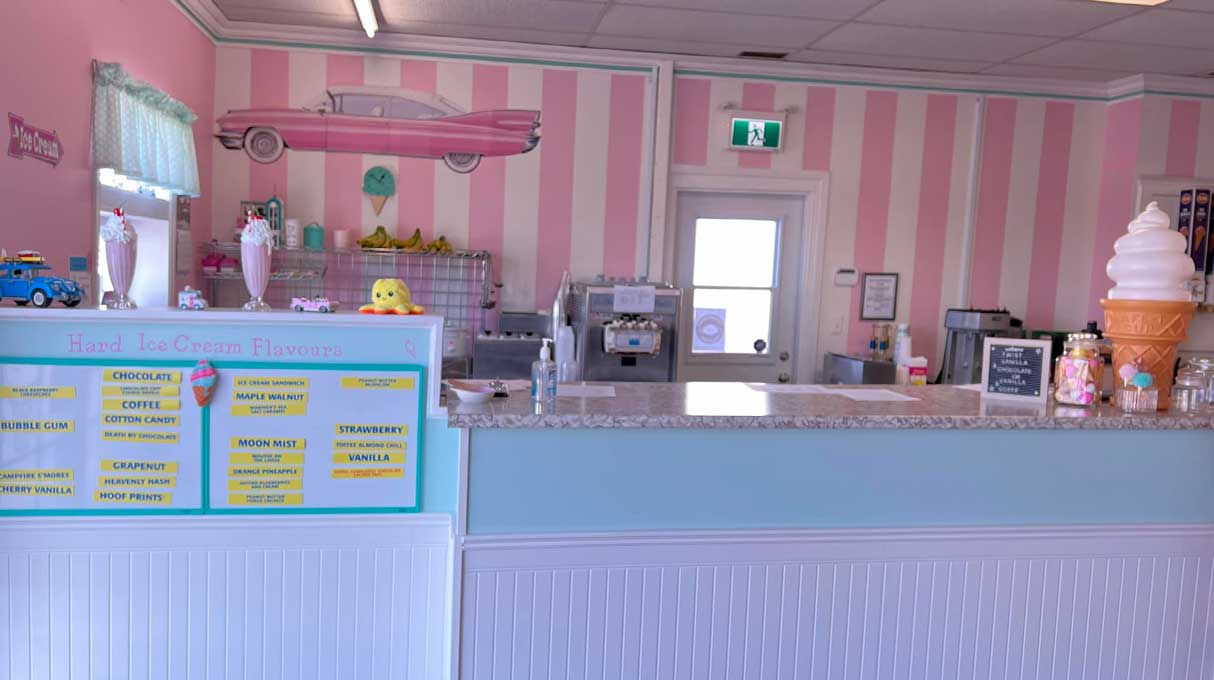 Lickety Splitz Ice Cream Shop 7