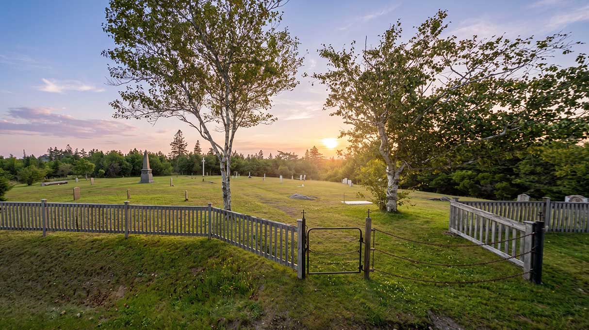 Old Acadian Cemetery, Eglise St.-Pierre/St. Peter’s Church 4