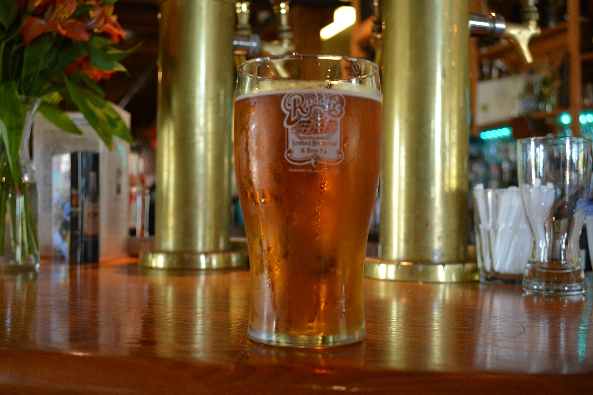 Rudder’s Seafood Restaurant & Brew Pub 9