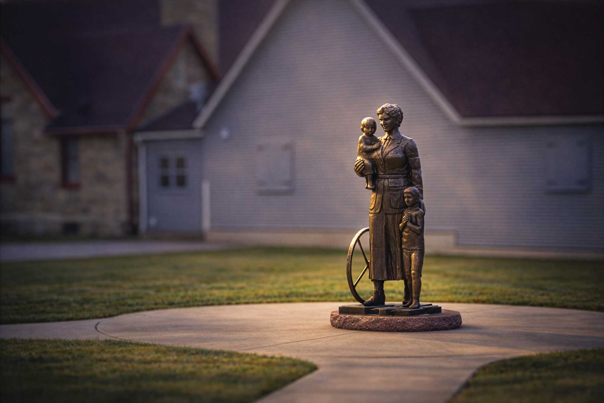 Sara Corning Memorial