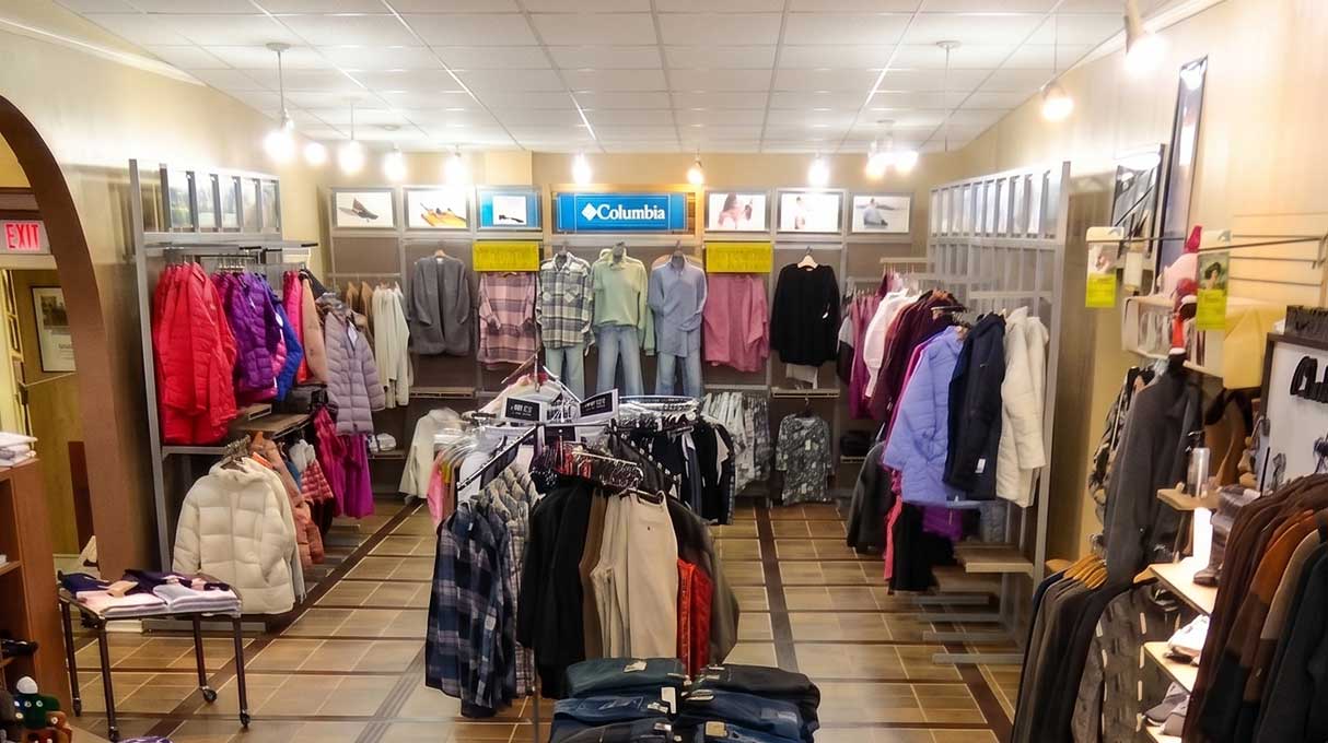 Hamilton’s Fine Clothing 4