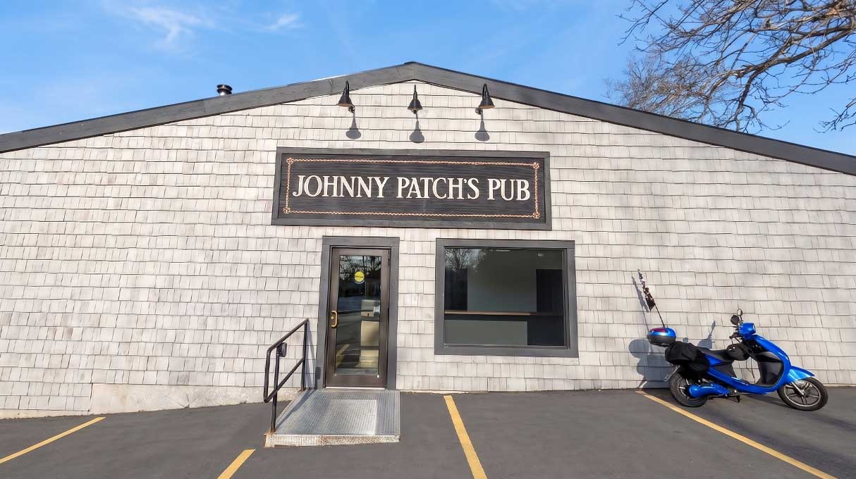 Johnny Patch’s Pub 2