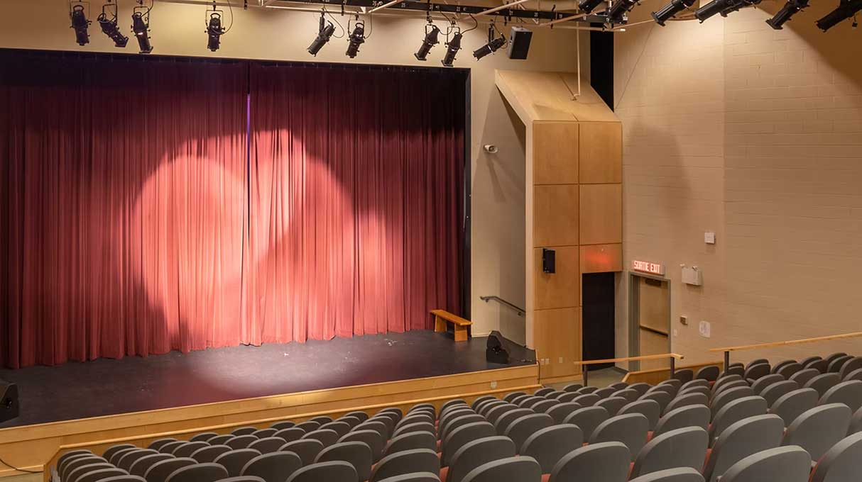 Salle Père-Maurice-LeBlanc Theatre