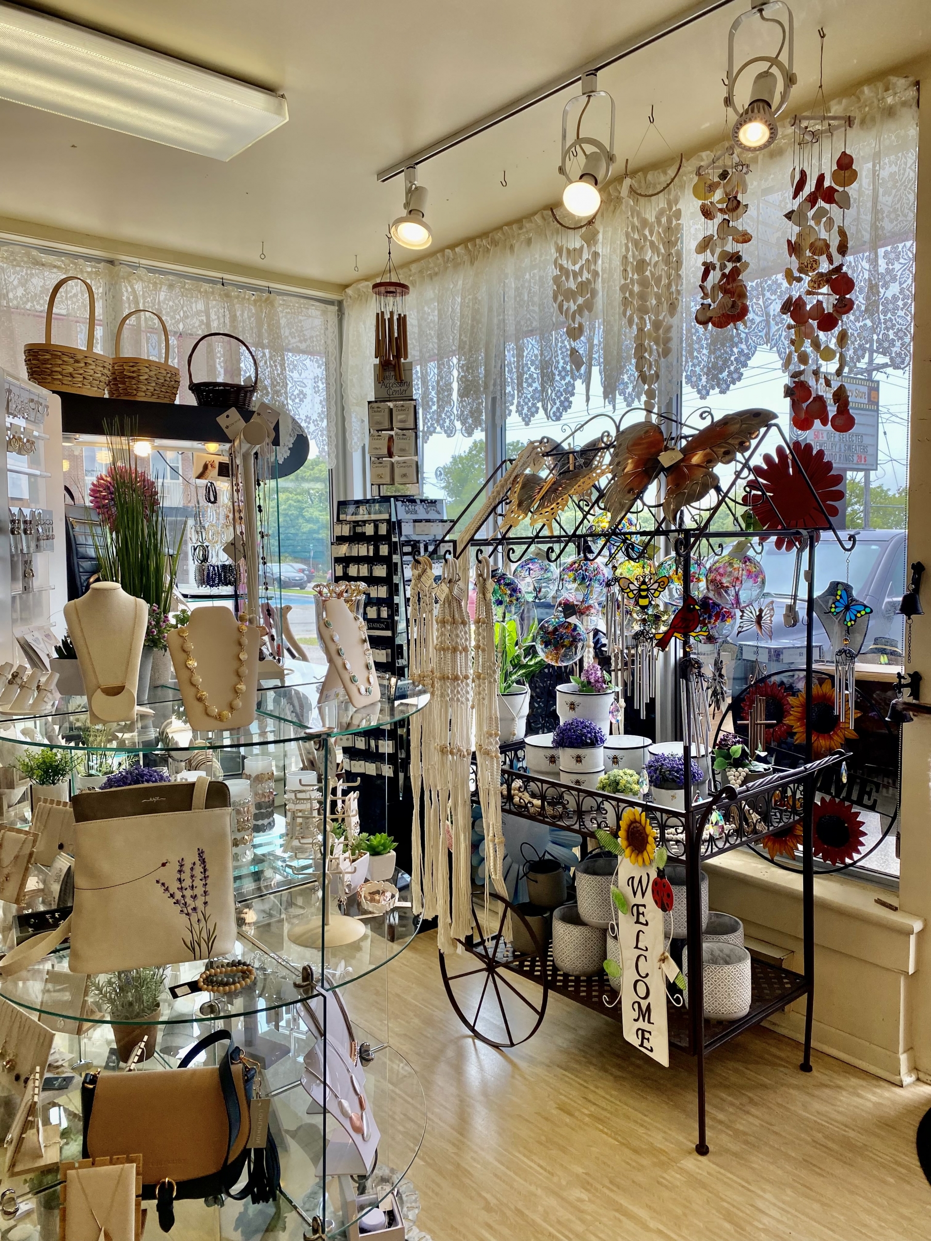 Tooie’s Country Store 2