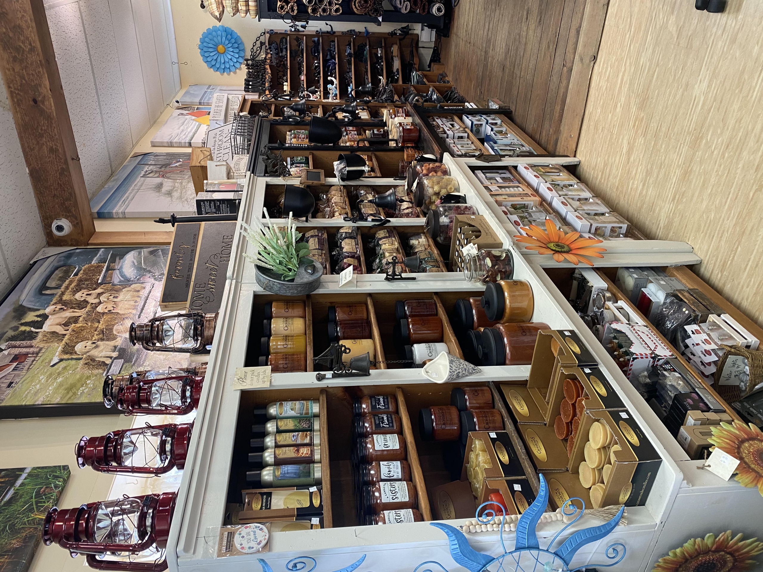 Tooie’s Country Store 6