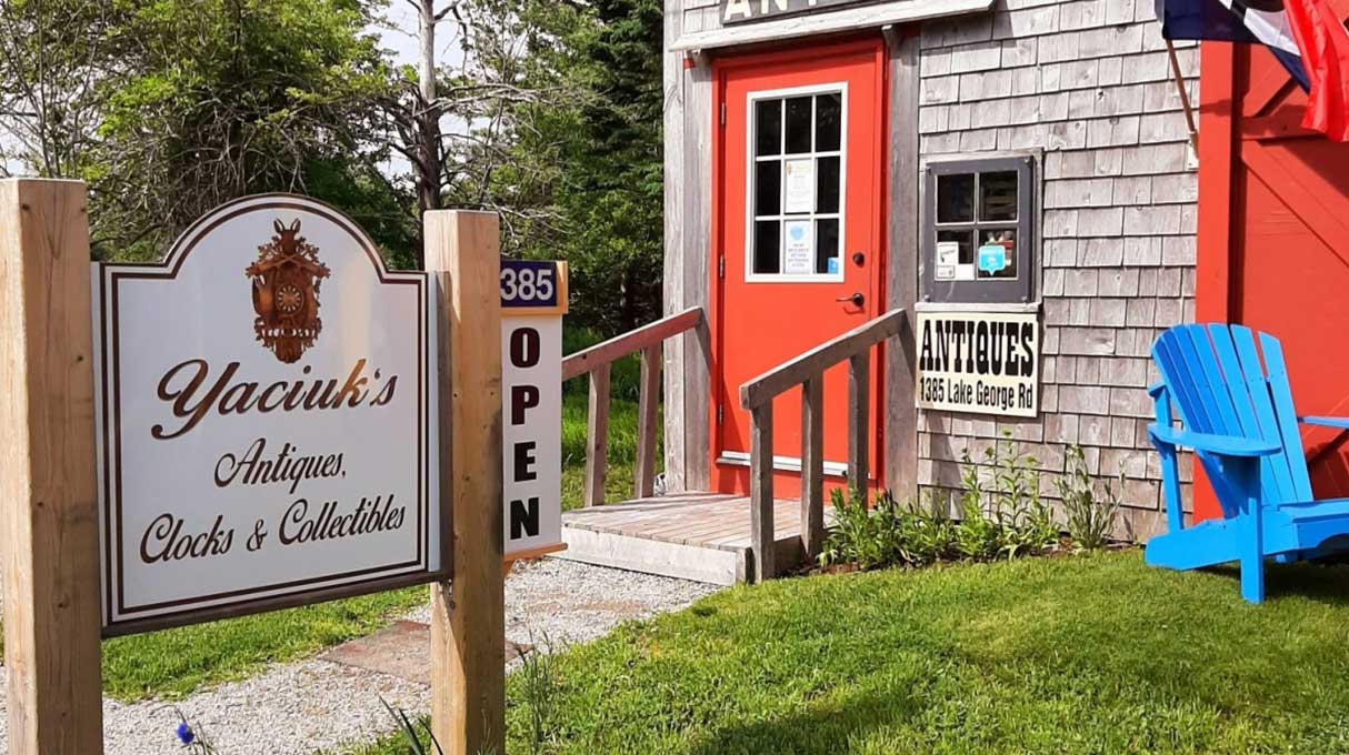 Yaciuk’s Antiques, Clocks & Collectibles 4