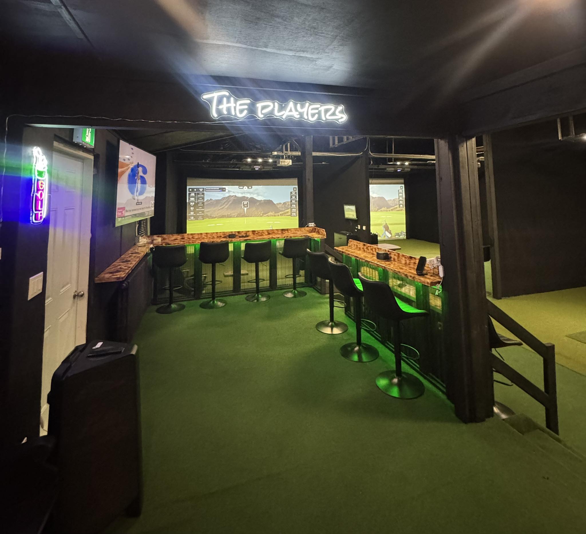 The Players Lounge 1